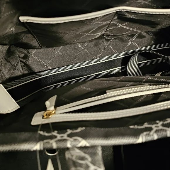 Michael Kors Large Gray Tote Bag - Picture 4 of 4